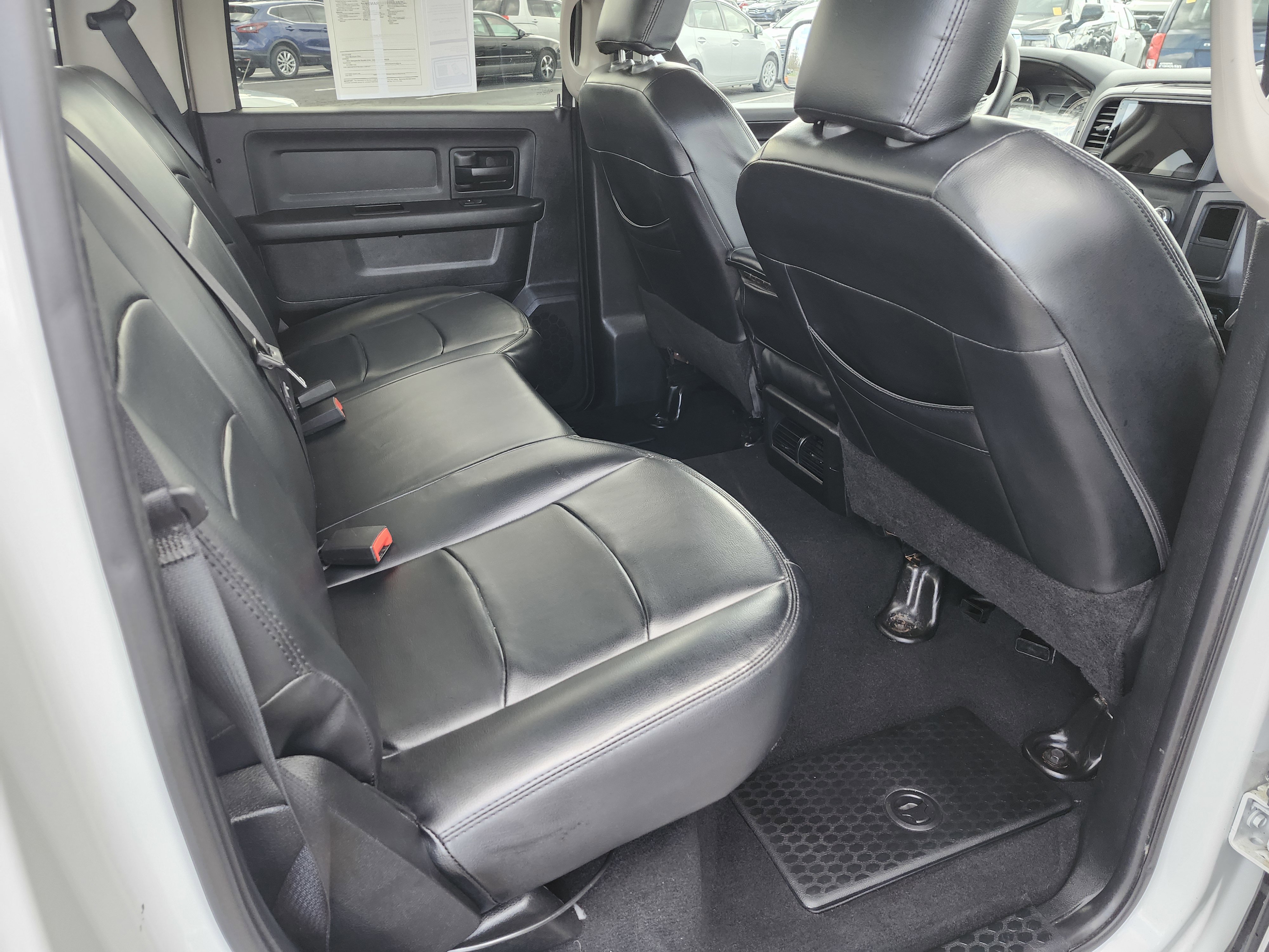 Used 2016 RAM 1500 Express image 20