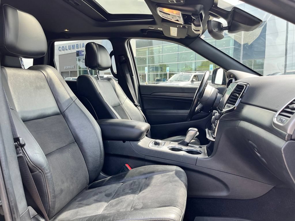 Used 2022 Jeep Grand Cherokee Laredo X AWD/4WD image 7