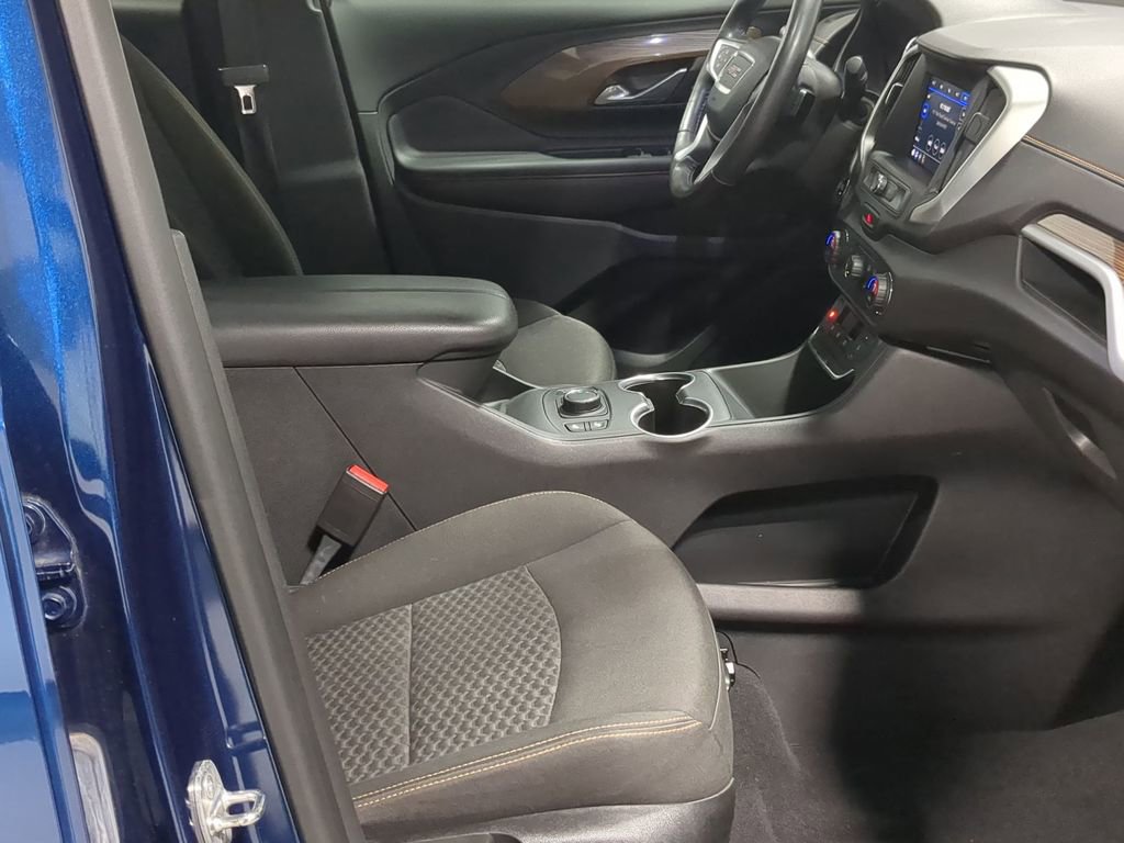 Used 2020 GMC Terrain SLE w/ Driver Convenience Package image 27