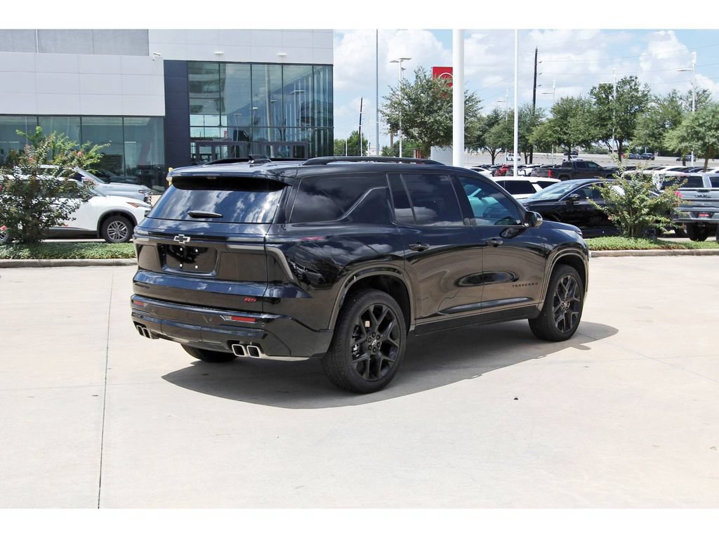 Used 2025 Chevrolet Traverse RS w/ LPO, Floor Liner Package FWD image 6