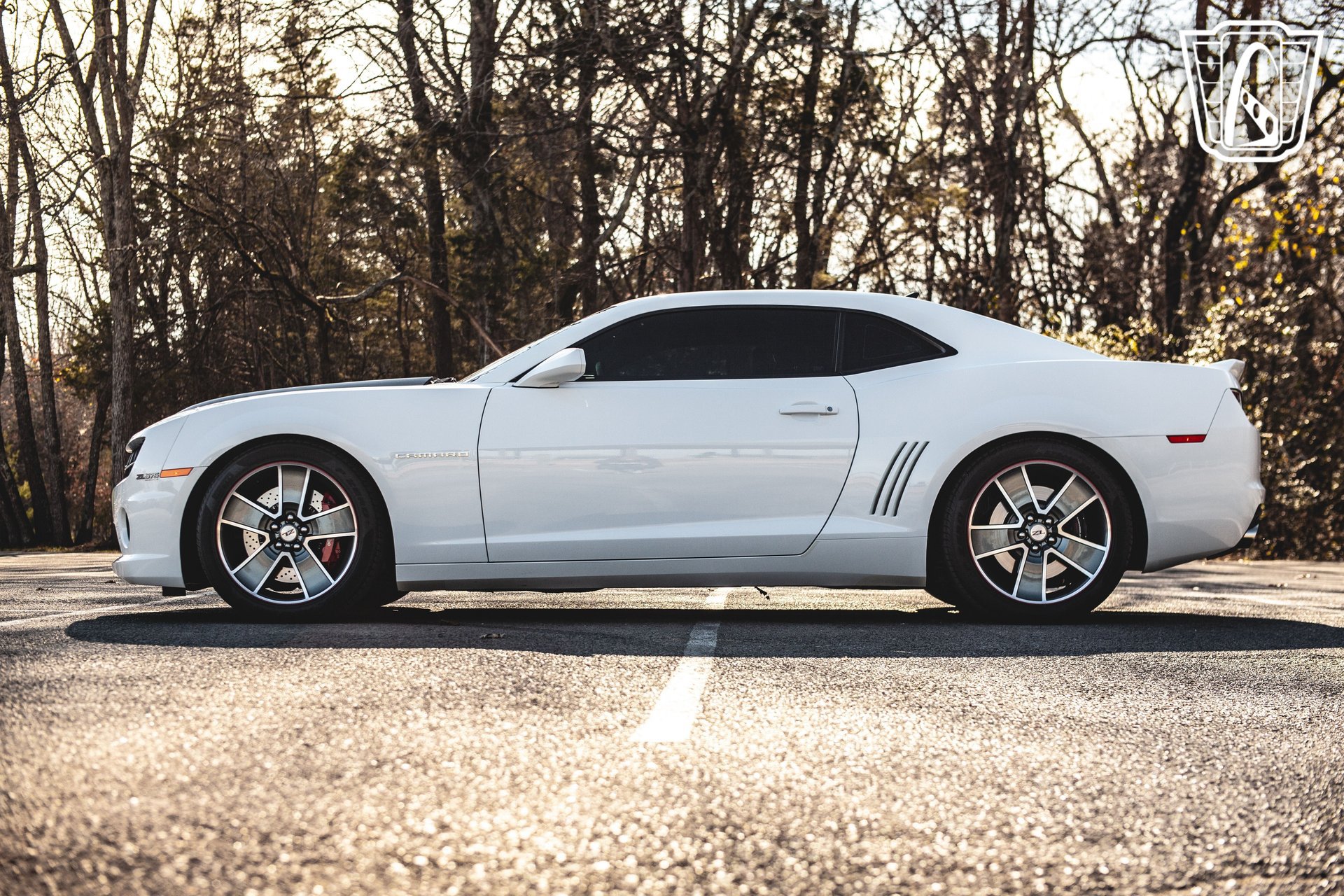 Used 2010 Chevrolet Camaro SS w/ RS Package RWD image 8