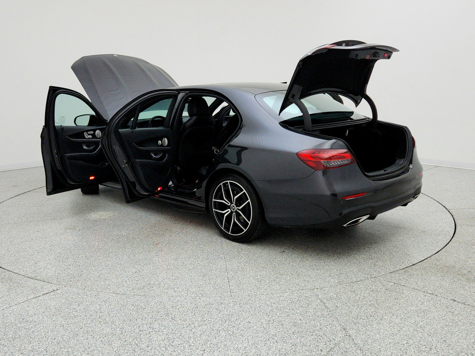 Used 2022 Mercedes-Benz E 350 Sedan image 12