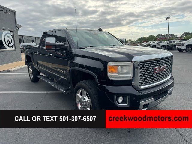 Used 2015 GMC Sierra 2500 Denali w/ Duramax Plus Package AWD/4WD image 2