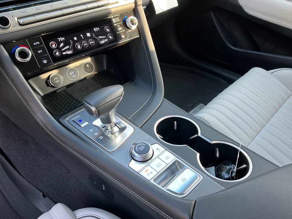 Used 2025 Genesis G70 2.5T w/ Sport Prestige Package image 20