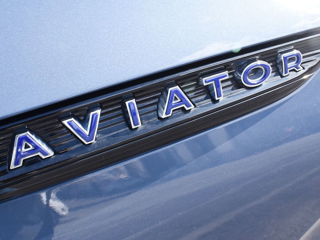 Used 2021 Lincoln Aviator Grand Touring w/ Equipment Group 301A AWD/4WD image 11
