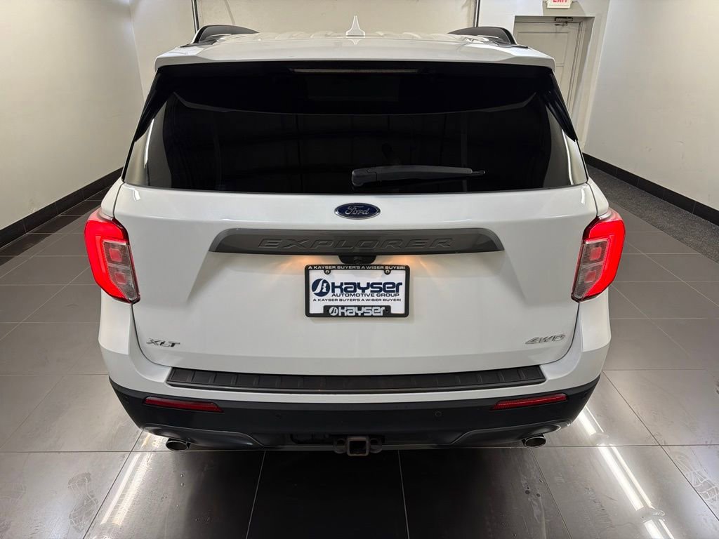 Certified 2023 Ford Explorer XLT w/ Equipment Group 202A AWD/4WD image 5