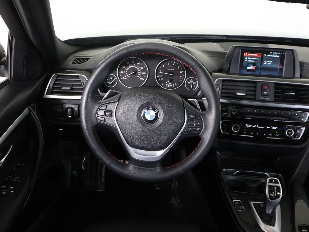 Used 2018 BMW 330i xDrive Sedan w/ Convenience Package image 32