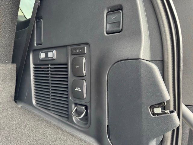 New 2025 Ford Expedition Platinum image 26