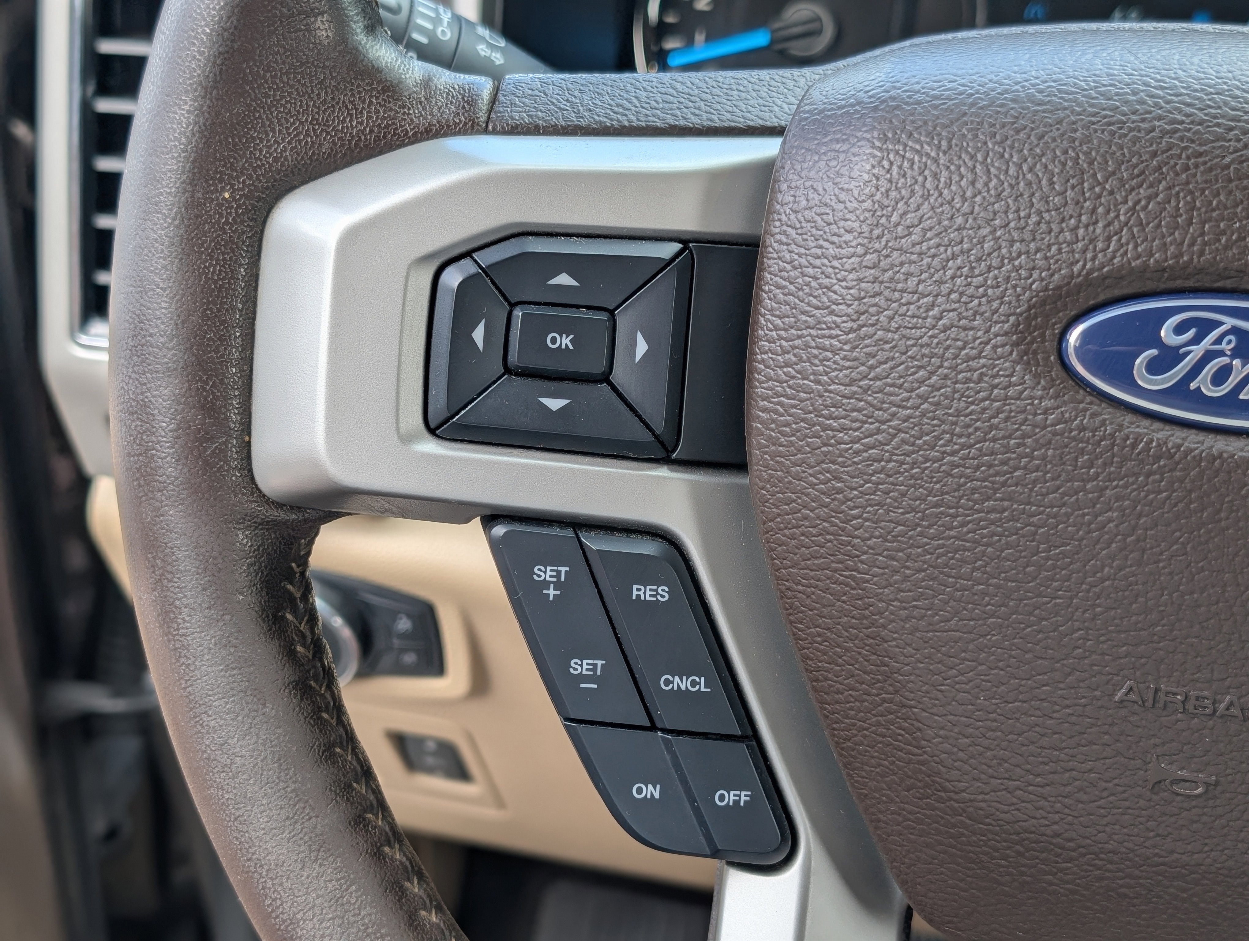 Used 2019 Ford F150 Lariat w/ Equipment Group 502A Luxury image 19