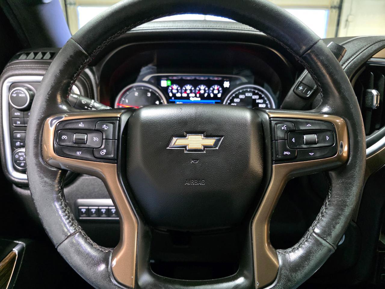 Used 2021 Chevrolet Silverado 3500 High Country w/ Z71 Off-Road Package AWD/4WD image 30