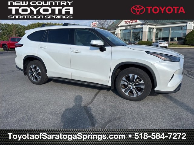 Used 2022 Toyota Highlander XLE