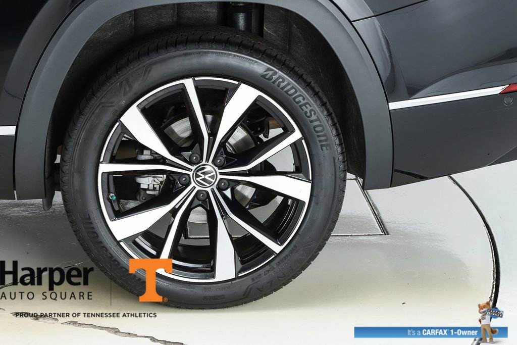 Used 2025 Volkswagen Atlas SEL Premium R-Line AWD/4WD image 6