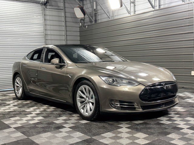 Used 2015 Tesla Model S 85 image 4
