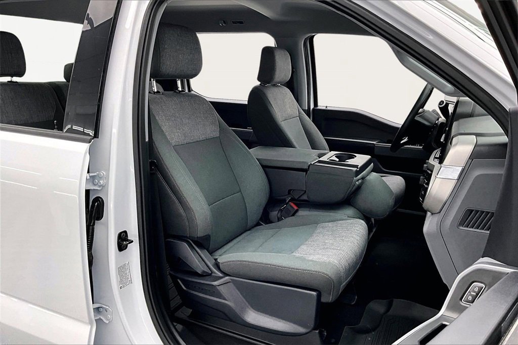 Used 2024 Ford F250 XLT w/ FX4 Off-Road Package image 7