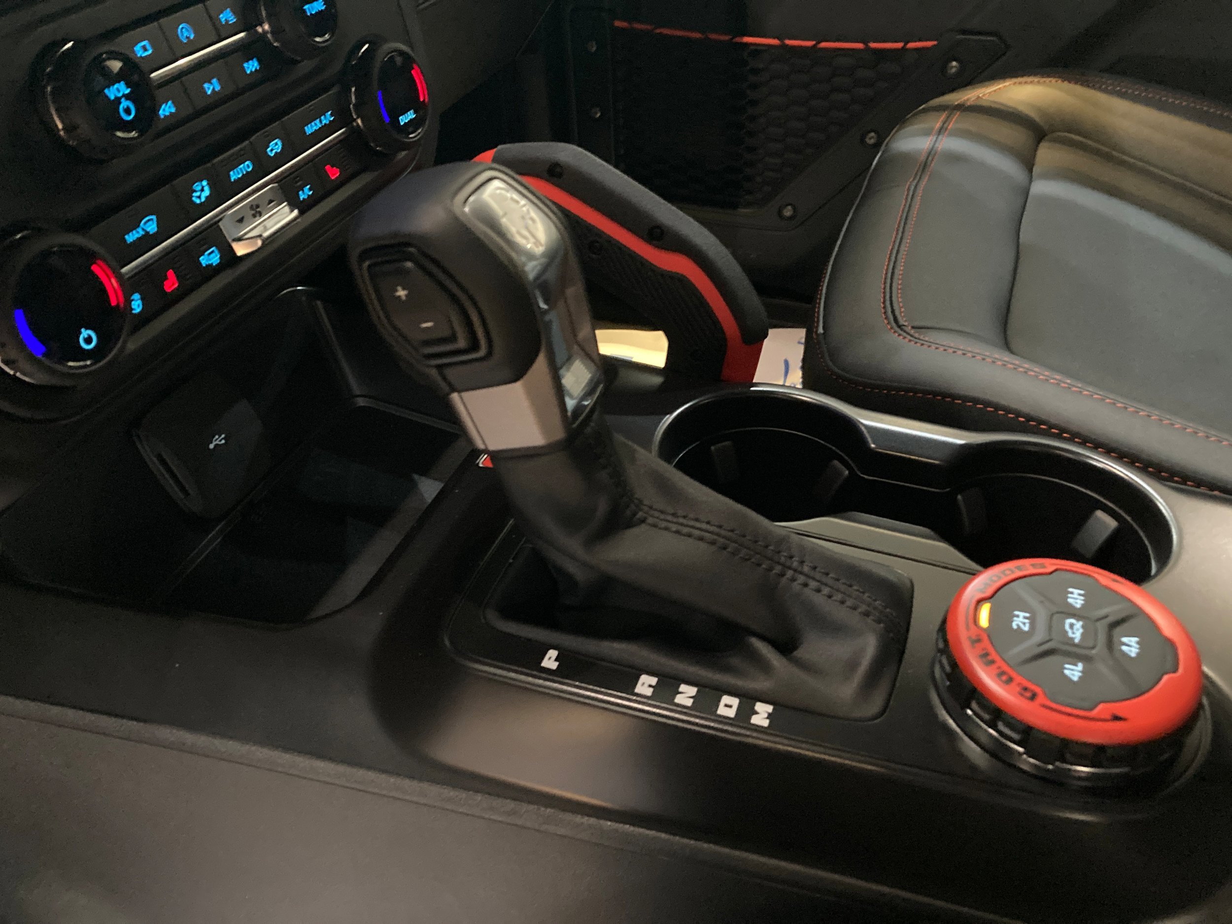 New 2025 Ford Bronco Stroppe Edition image 24