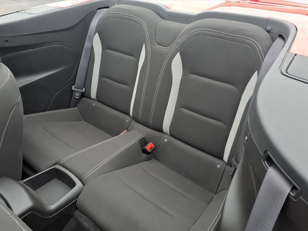 Used 2017 Chevrolet Camaro SS image 28