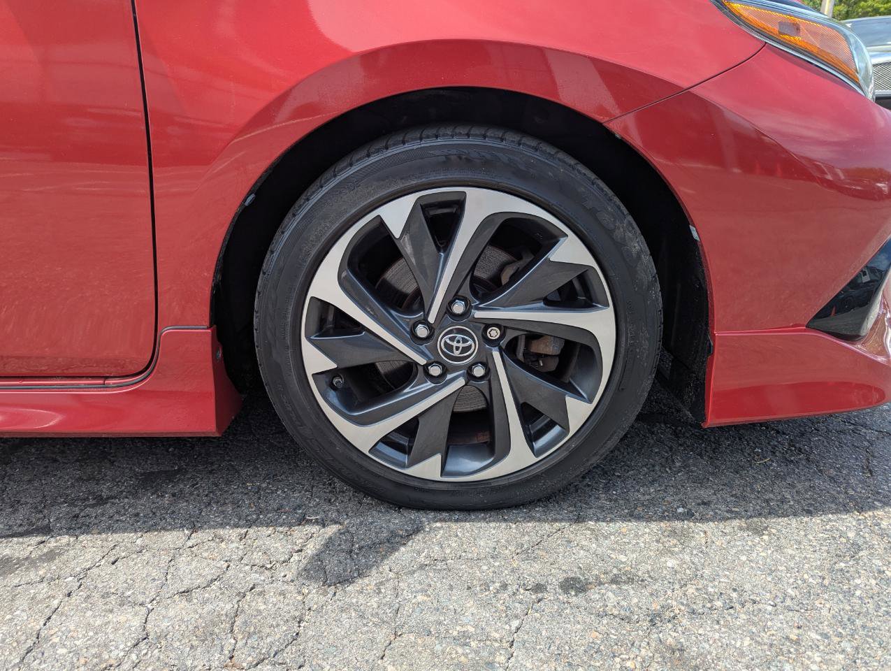 Used 2018 Toyota Corolla iM w/ All-Weather Mat Package FWD image 46