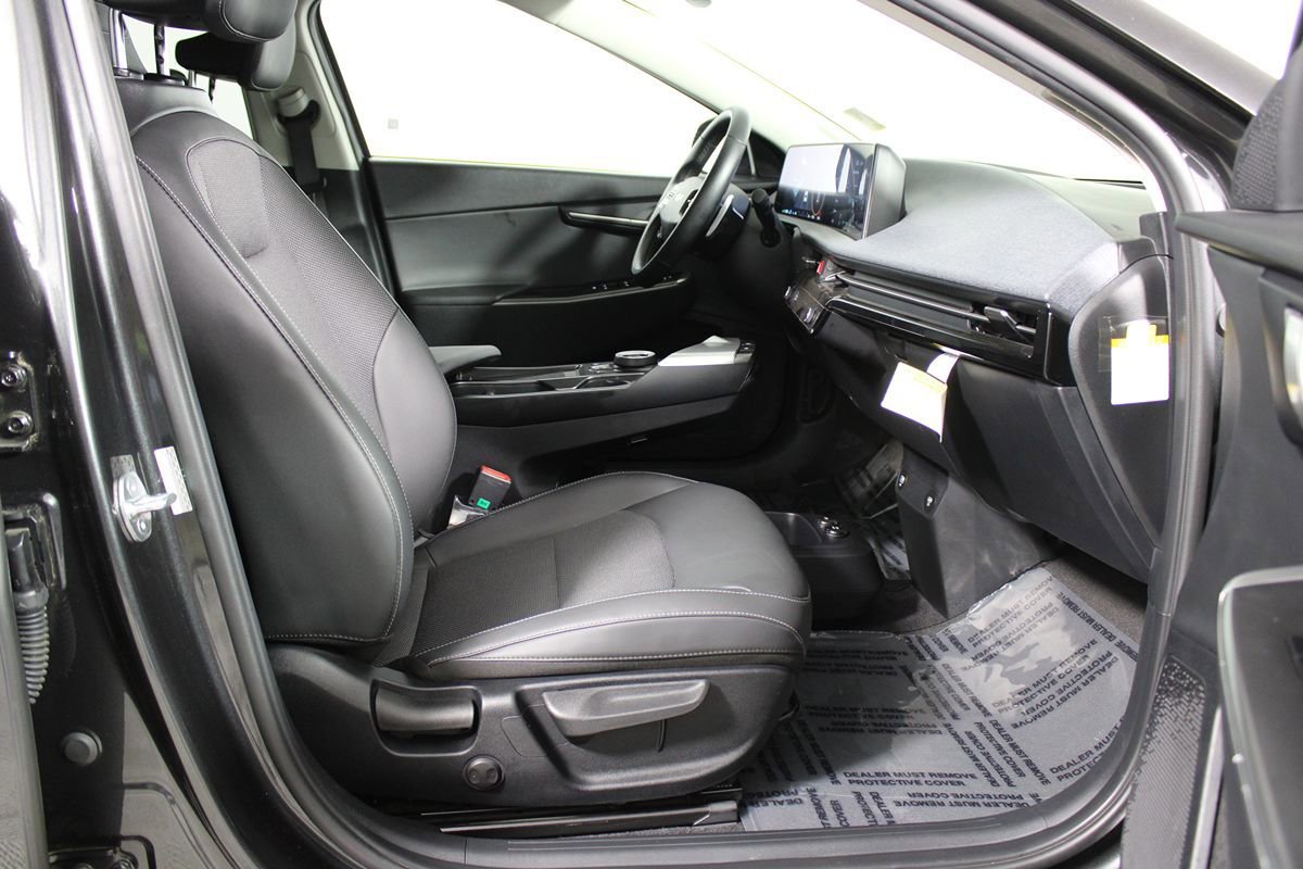 Used 2024 Kia EV6 Light RWD image 15