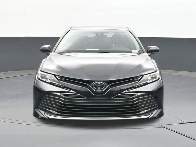 Used 2020 Toyota Camry LE image 23
