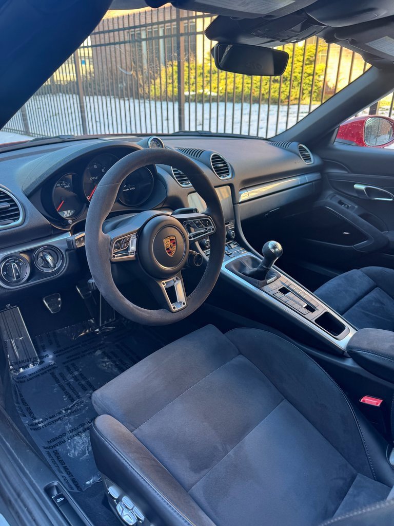 Used 2021 Porsche 718 Boxster GTS image 3