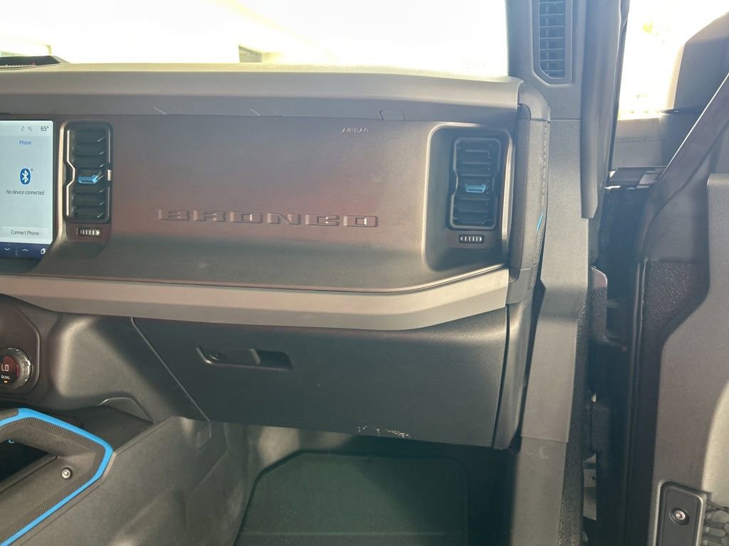 Used 2024 Ford Bronco Black Diamond image 31