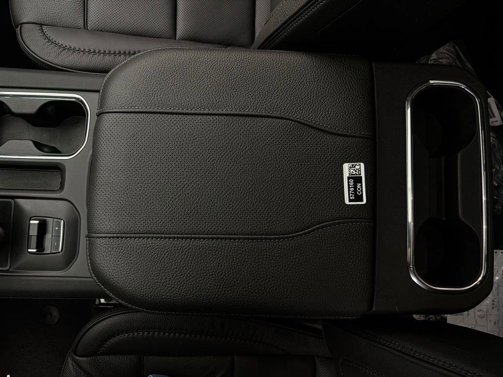 New 2026 GMC Sierra 1500 Denali w/ Denali Reserve Package image 36