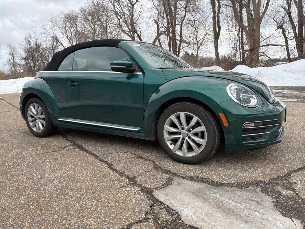Used 2017 Volkswagen Beetle 1.8T Classic image 6