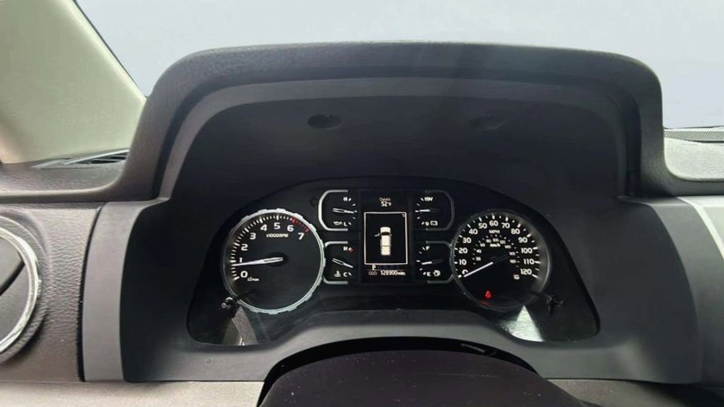 Used 2018 Toyota Tundra SR5 image 13