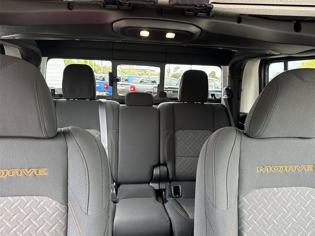 New 2025 Jeep Gladiator Mojave w/ Steel Bumper Group image 30