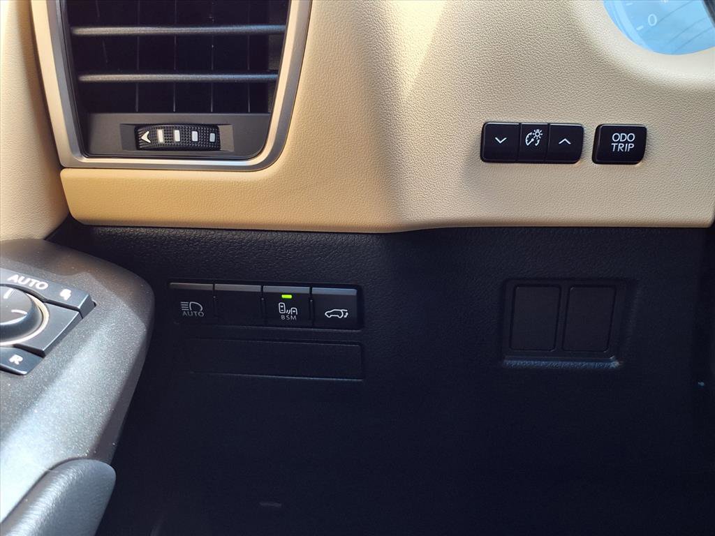 Used 2019 Lexus NX 300 Base w/ Premium Package image 10