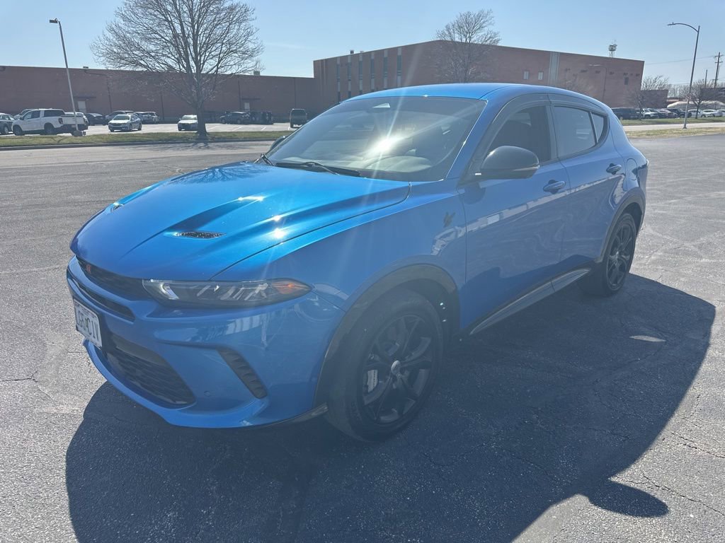 Used 2024 Dodge Hornet R/T w/ Tech Pack w/o Parking image 3
