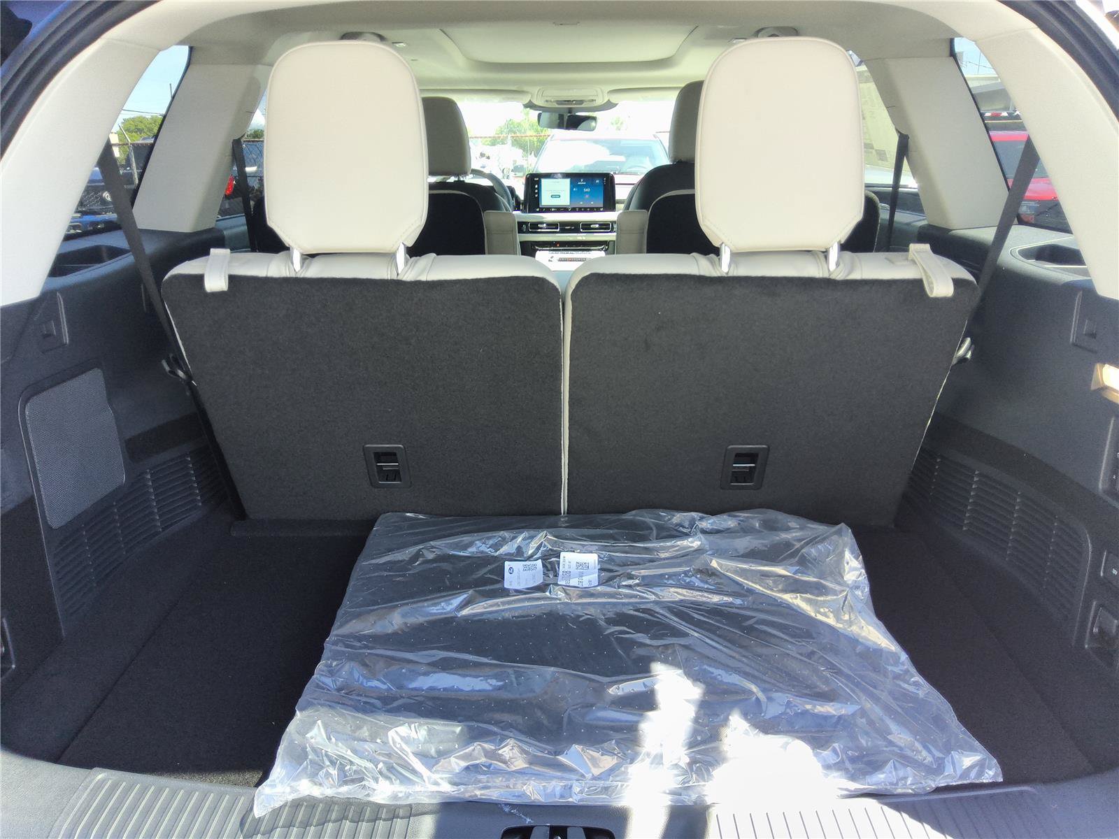 New 2027 Lincoln Aviator Reserve RWD image 5