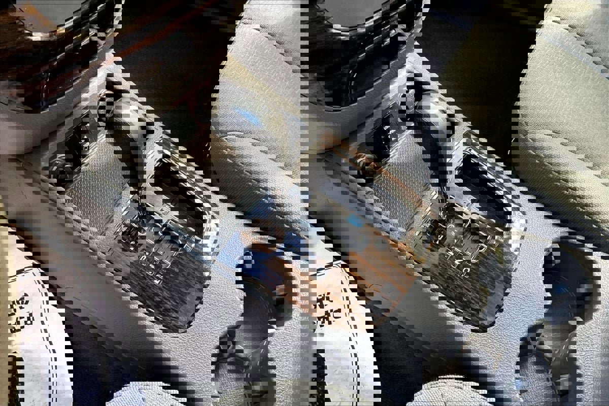 Used 2010 Hyundai Santa Fe GLS image 17