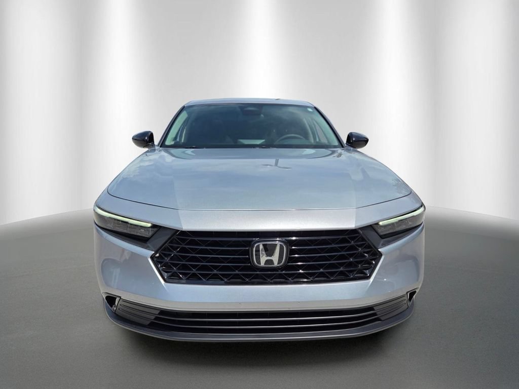 Certified 2025 Honda Accord SE image 8