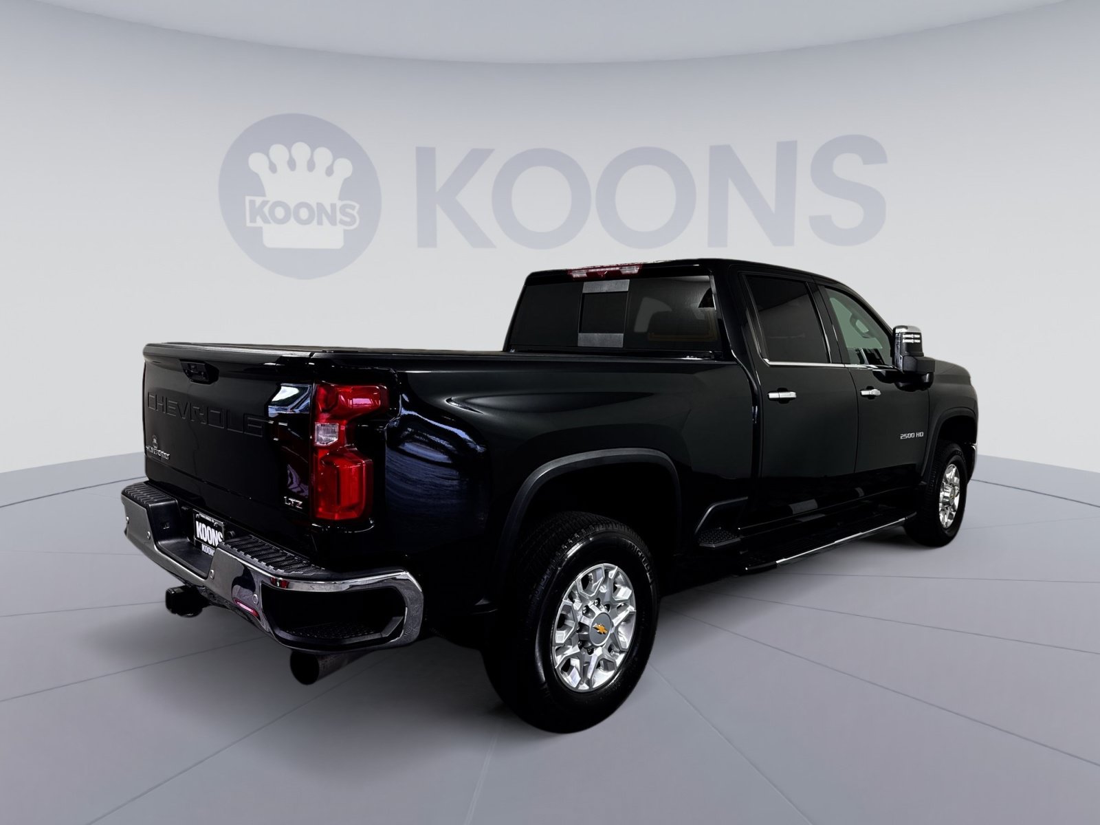Used 2024 Chevrolet Silverado 2500 LTZ w/ LTZ Convenience Package AWD/4WD image 7
