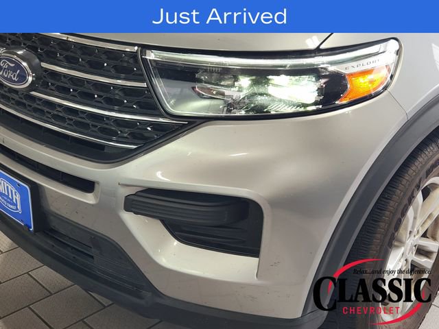 Used 2023 Ford Explorer XLT image 11