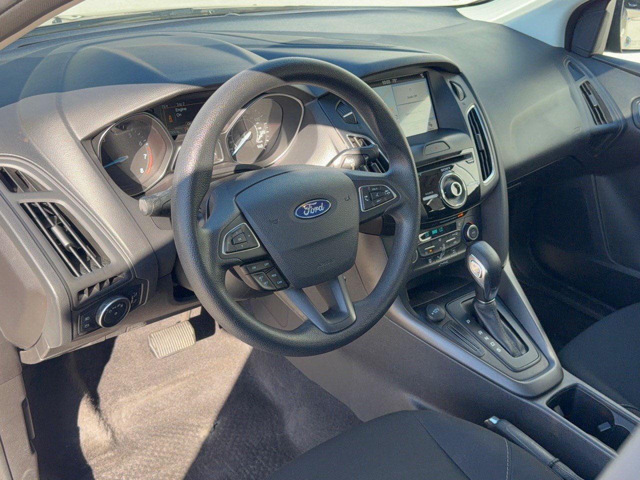 Used 2018 Ford Focus SEL FWD image 4