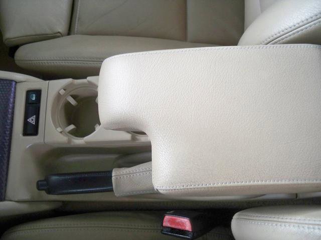 Used 2006 BMW 330Ci Convertible image 12