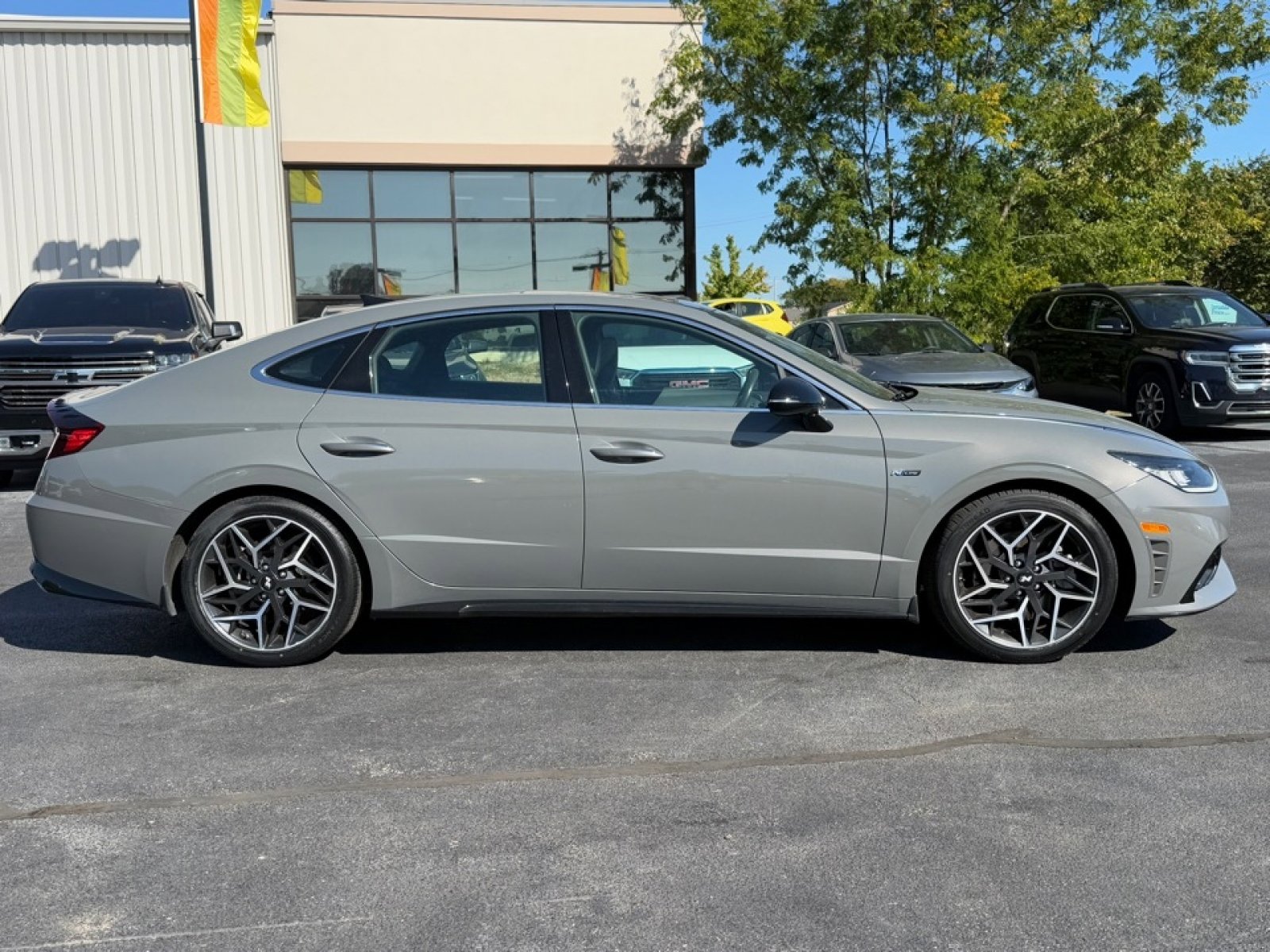 Used 2022 Hyundai Sonata N Line image 9