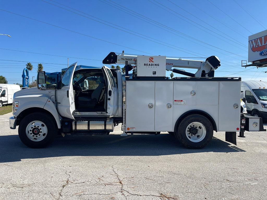 New 2026 Ford F750 2WD SuperCab Super Duty image 26