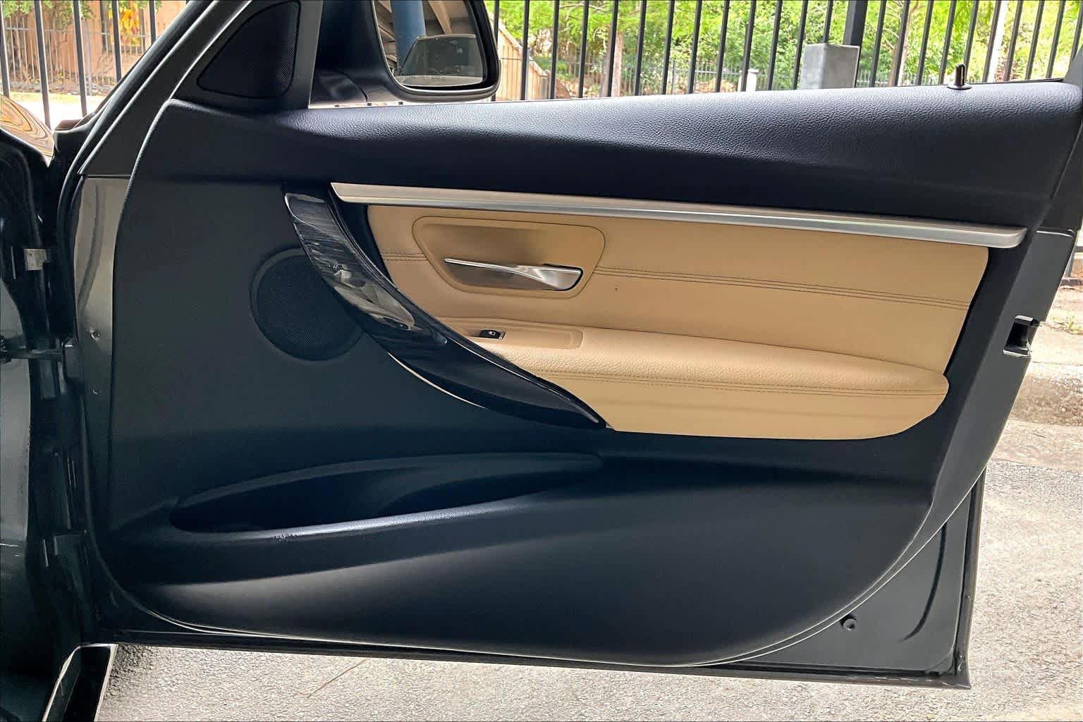 Used 2018 BMW 330i Sedan RWD image 22