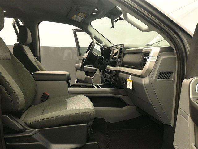 New 2026 Ford F350 XLT w/ FX4 Off-Road Package image 16