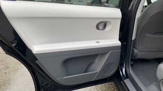 Used 2025 Hyundai Ioniq 5 SE image 19