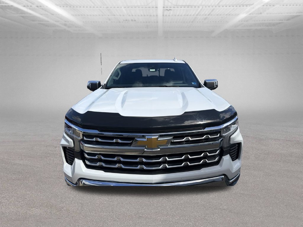 Used 2024 Chevrolet Silverado 1500 LTZ w/ Technology Package AWD/4WD image 5