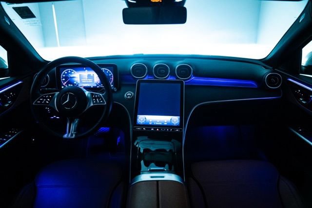 Used 2025 Mercedes-Benz C 300 4MATIC Sedan image 42