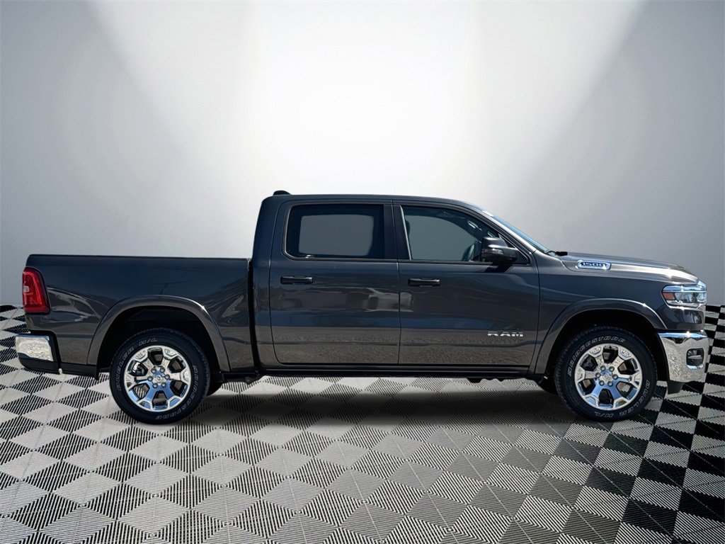 New 2026 RAM 1500 4x4 Crew Cab image 4