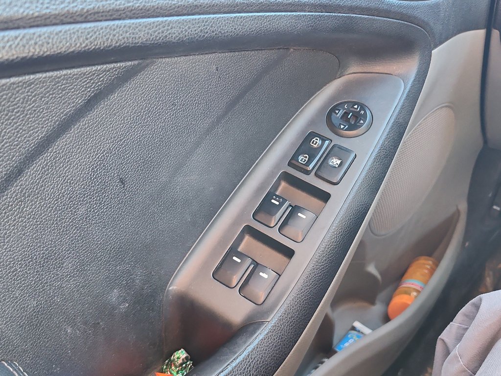 Used 2015 Kia Forte LX image 20