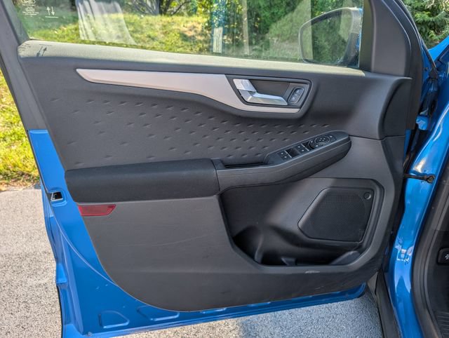 Used 2020 Ford Escape SE FWD image 31