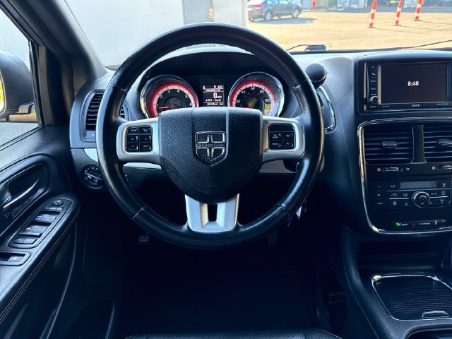 Used 2018 Dodge Grand Caravan GT FWD image 18