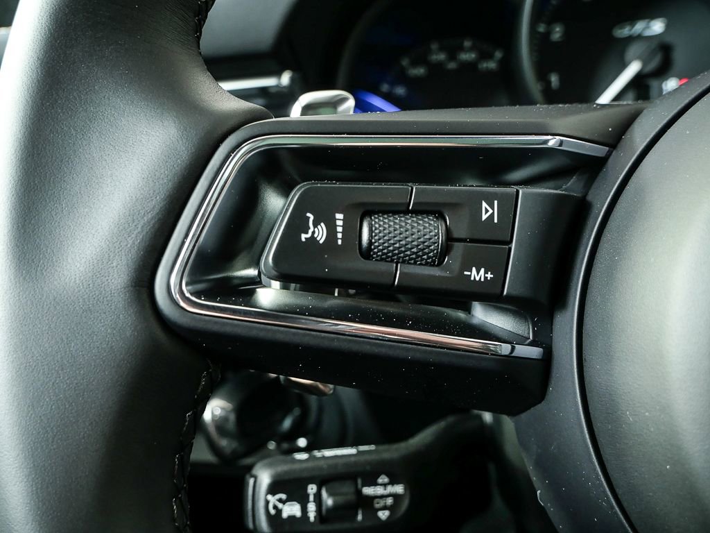 New 2026 Porsche Macan GTS image 11